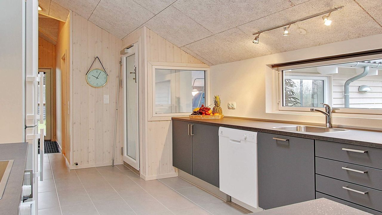 Indoor Indoor